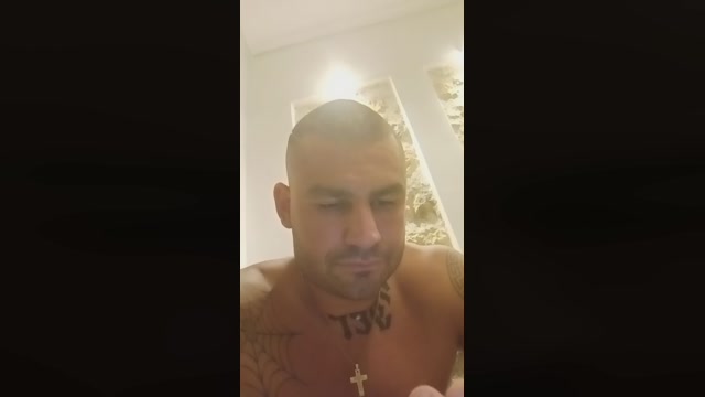 gianakissexy4  29-07-2022